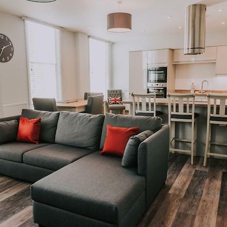 Cavendish House With Secure, Allocated Parking, 2 Mins Walk From Windsor Castle Eksteriør bilde