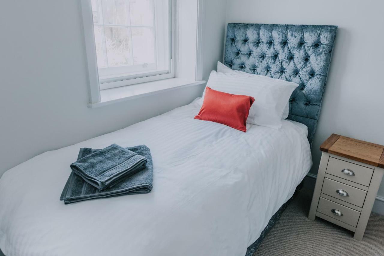 Cavendish House With Secure, Allocated Parking, 2 Mins Walk From Windsor Castle Eksteriør bilde